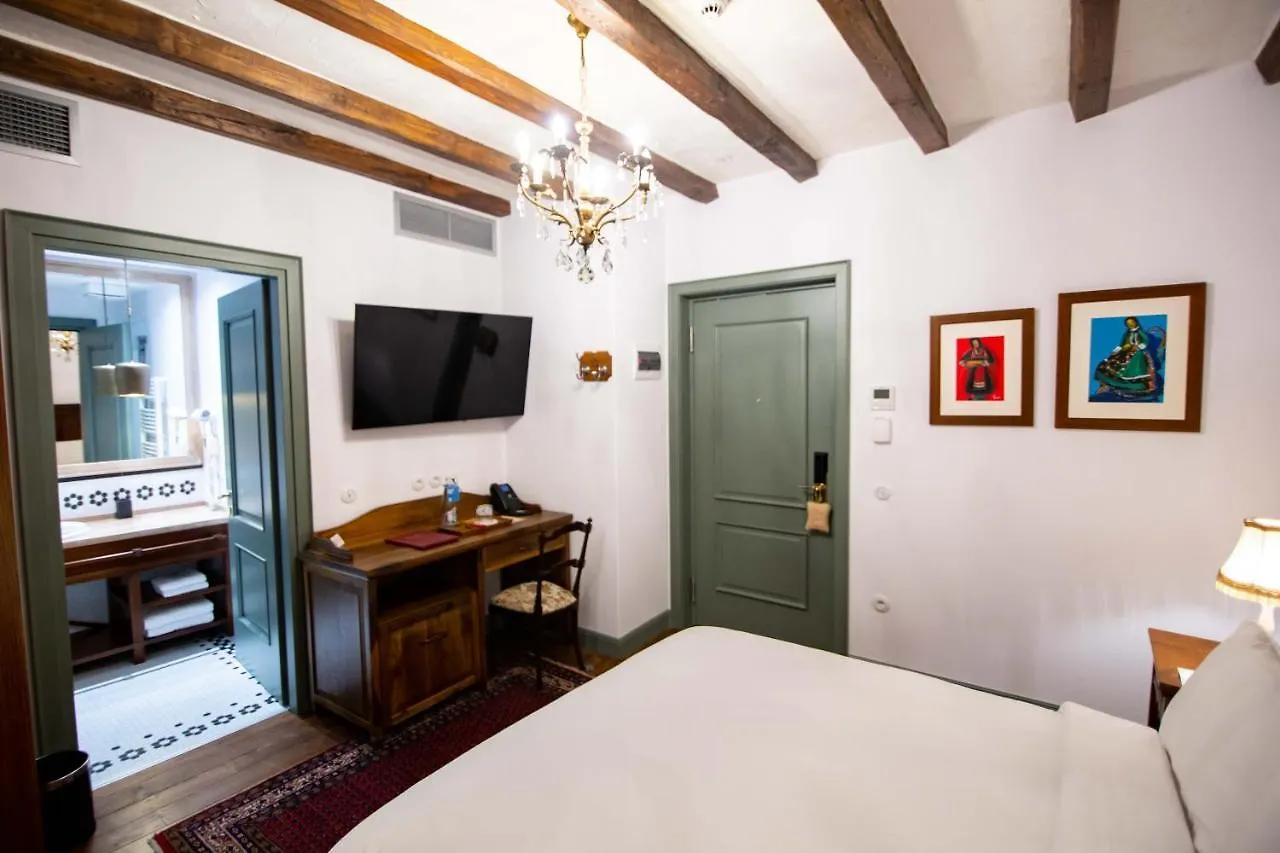 Vila Ebel Hotel Pool & Spa Korça