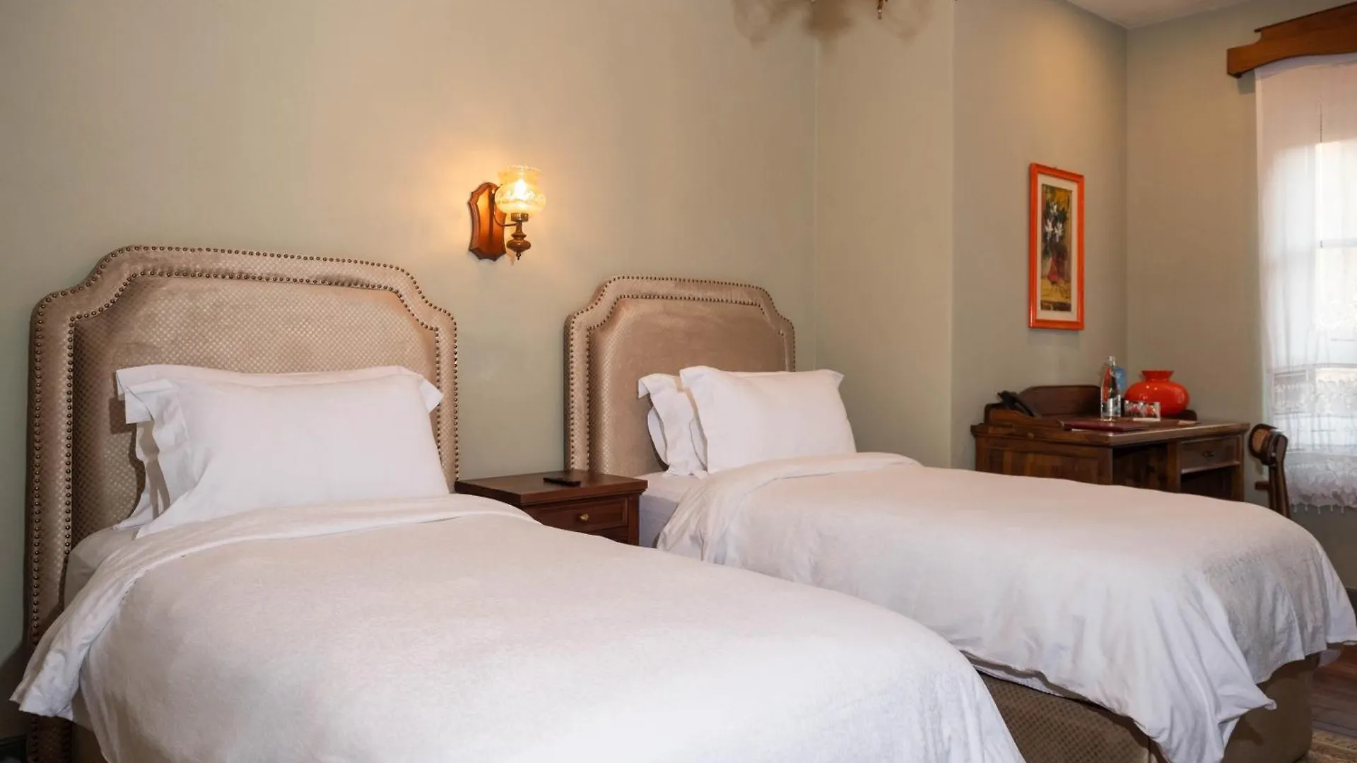 Vila Ebel Hotel Pool & Spa Korça