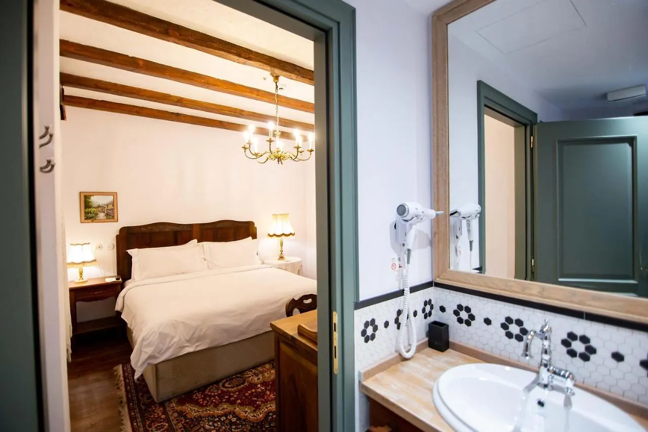 Vila Ebel Hotel Pool & Spa Korce