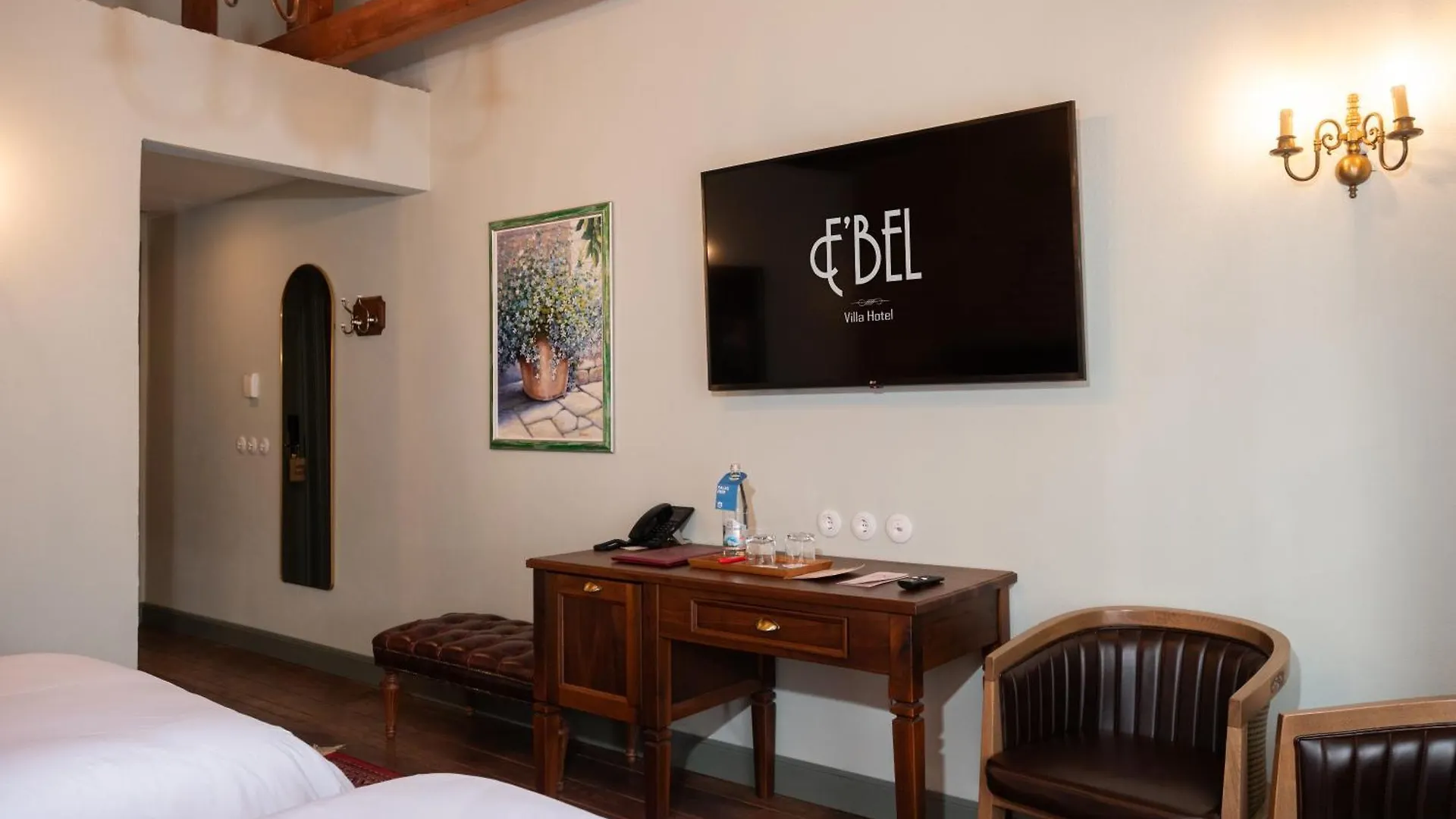 Vila Ebel Hotel Pool & Spa Korce