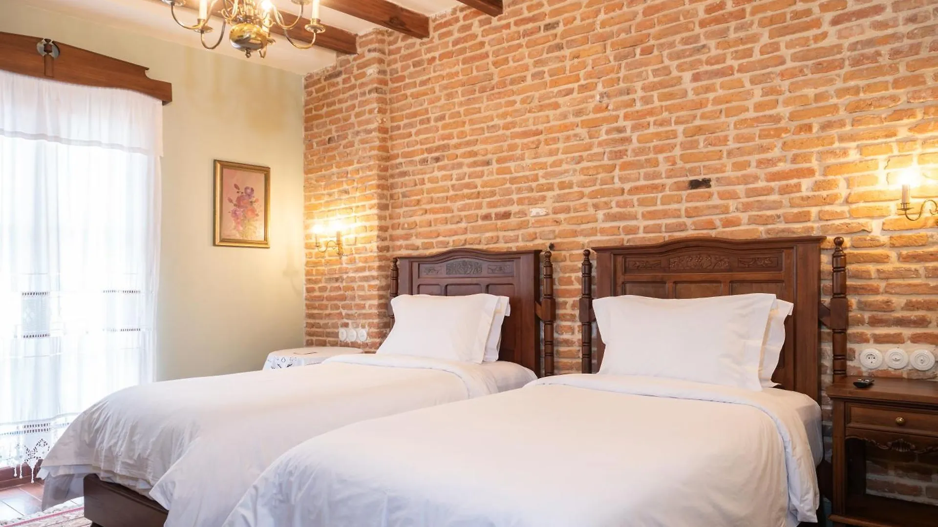 Vila Ebel Hotel Pool & Spa Korce